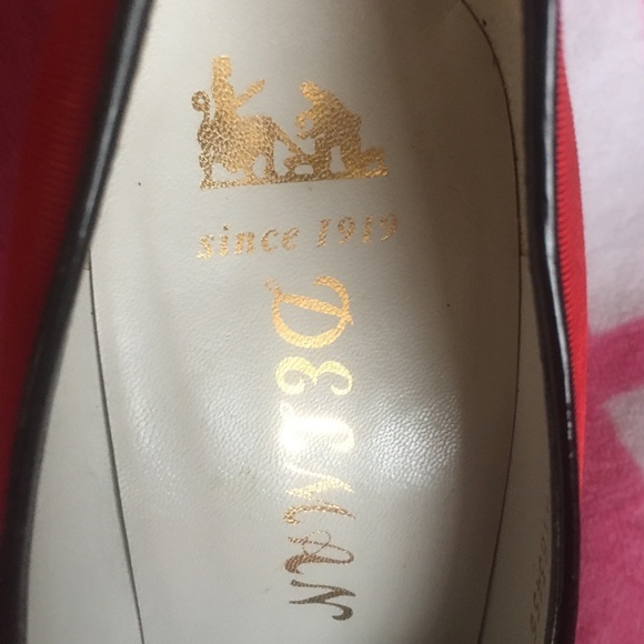 Delman heels ..RED/Black 😍 - Picture 4 of 5